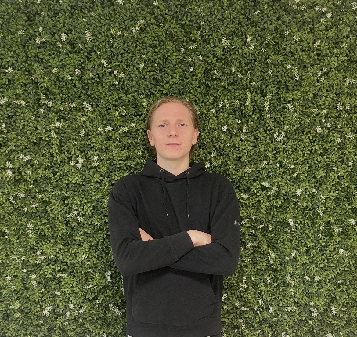 Porträtt av Eddie Iwarez Andersson, Marknadsförare och inköp